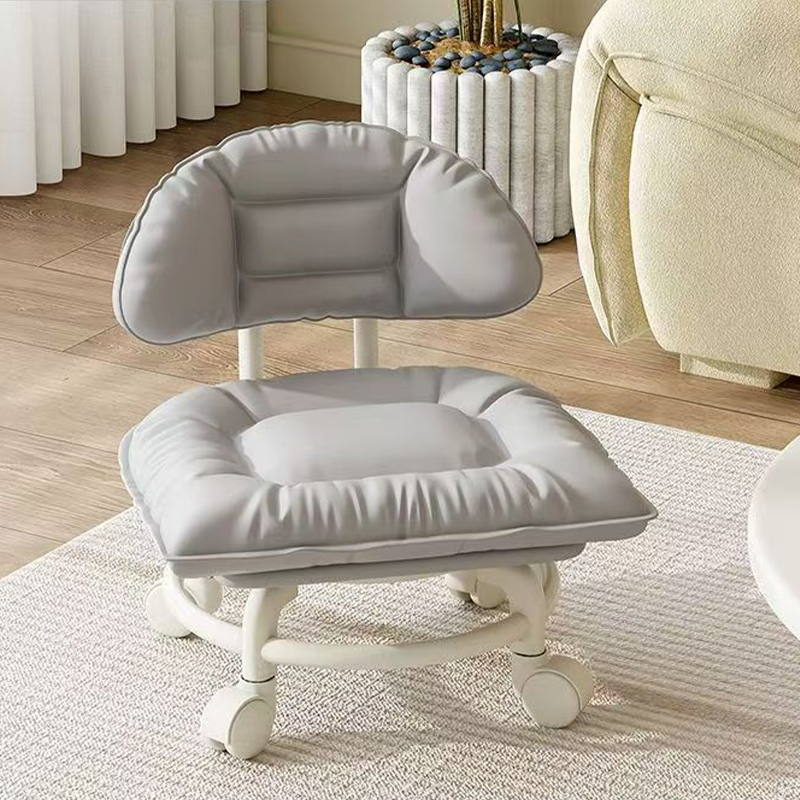 🪑60% OFF NOW! ⏰ Rolling Low Stool with Backrest – Padded seat & silent casters – Perfect for workshops, garages or studios – comfortable and mobile 🛠️✨